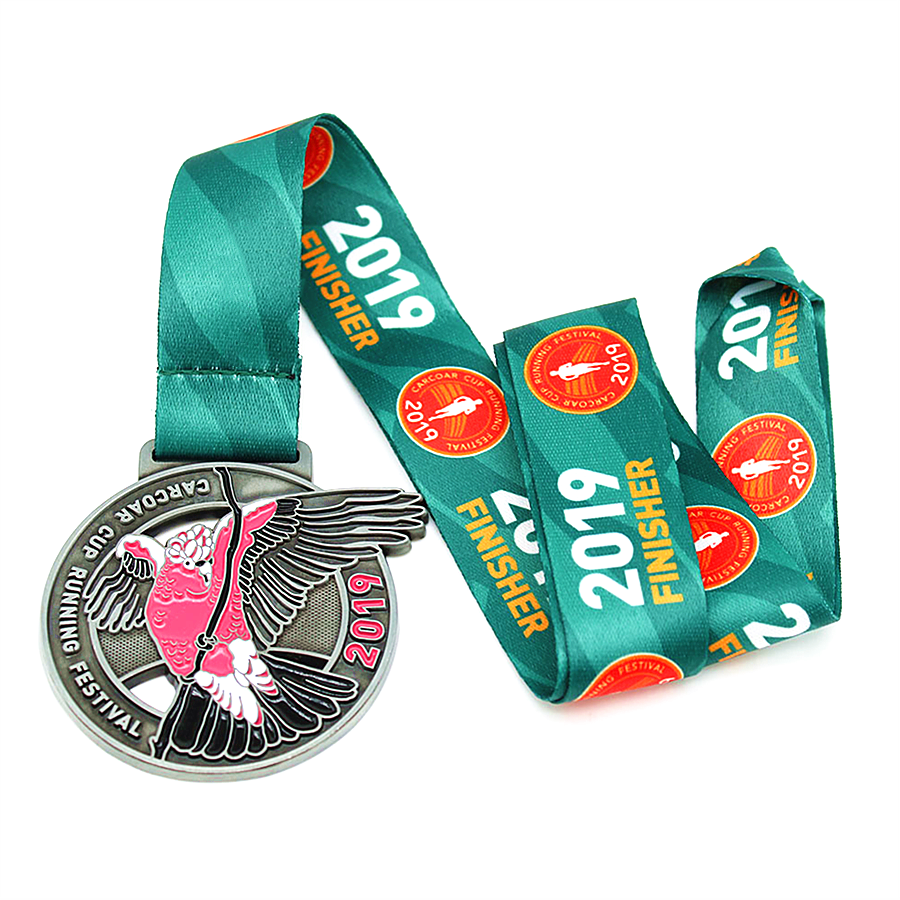 Pink Parrot Medal Png