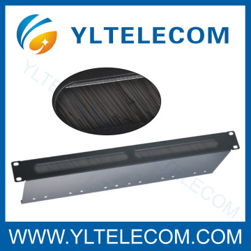 19 inch kosong Panel kabel manajer dengan sikat