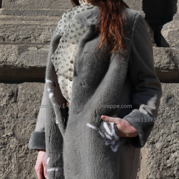 เสื้อคลุมกันหนาวผู้หญิงขน Kopenhagen Winter