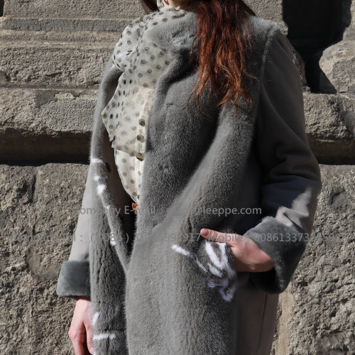 Kopenhagen Winter Mink Fur Overcoat Women