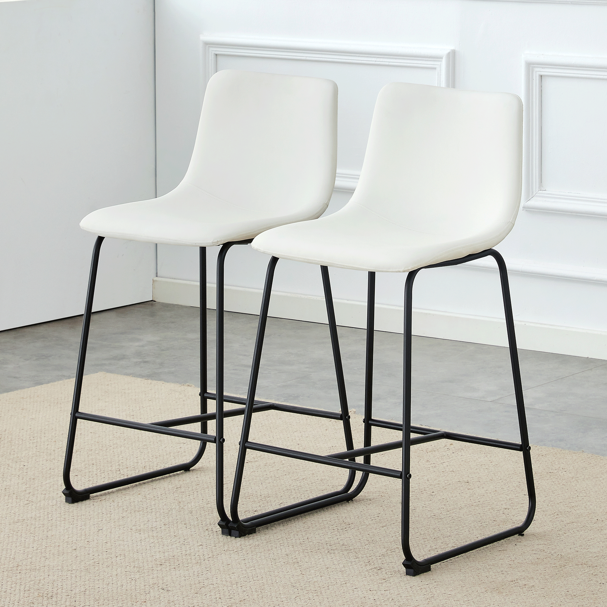 Classic Style Bar Stools with Sled Legs