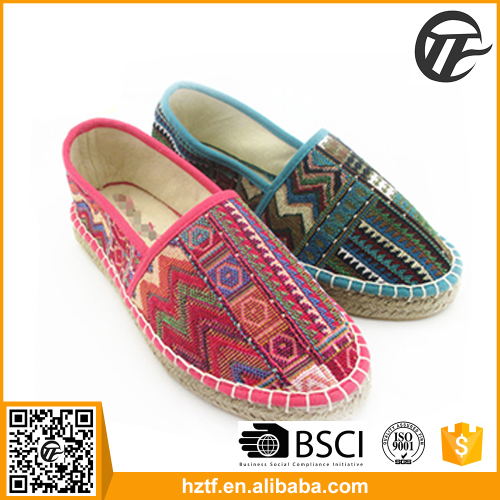 New design china ethnic style women sandals boots shoes