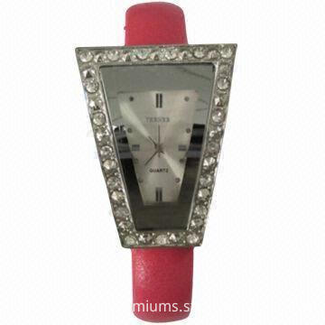 Women's Bracelet Watch, Ladies' Watch with Large Logo Space and Waterproof Feature