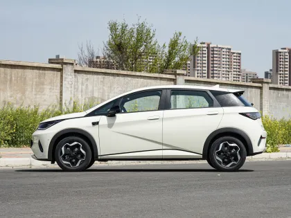 2025 BYD Dolphin Small Pure Electric Hatchback