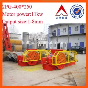 2015 new type smallest double roller crusher for sale 2PG-400*250 smooth roller crusher