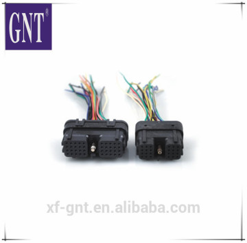 E320 computer plug for excavator connector