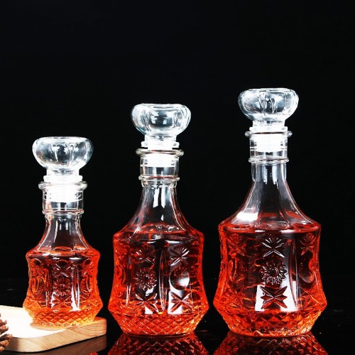 500ml glass wine bottle with lid