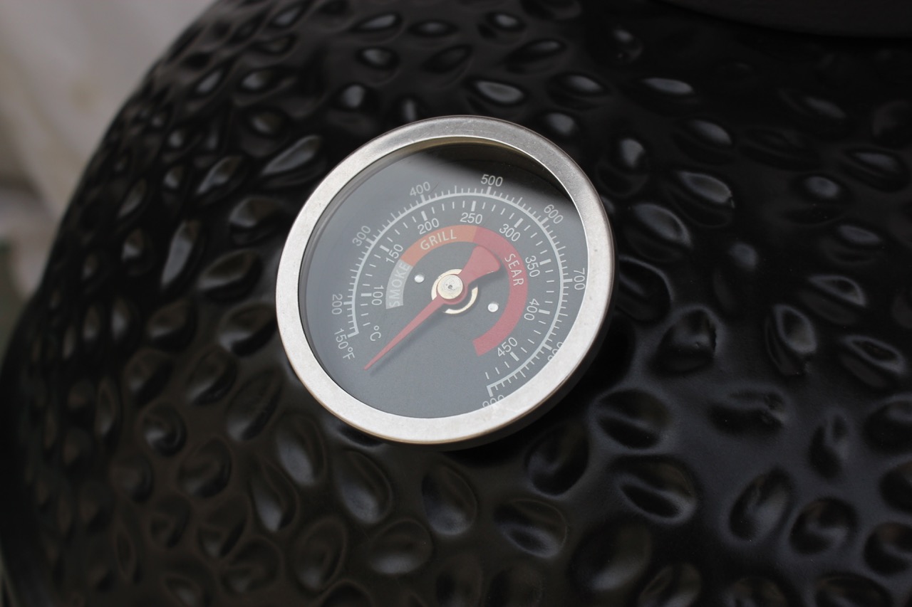 16 inch BBQ kamado grill