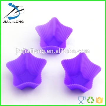 Durable silicone star shaped cake bases