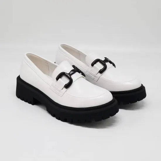 Ladies Chunky Loafers: Women's Flat Platform Slip-on Shoes with Metal Chain