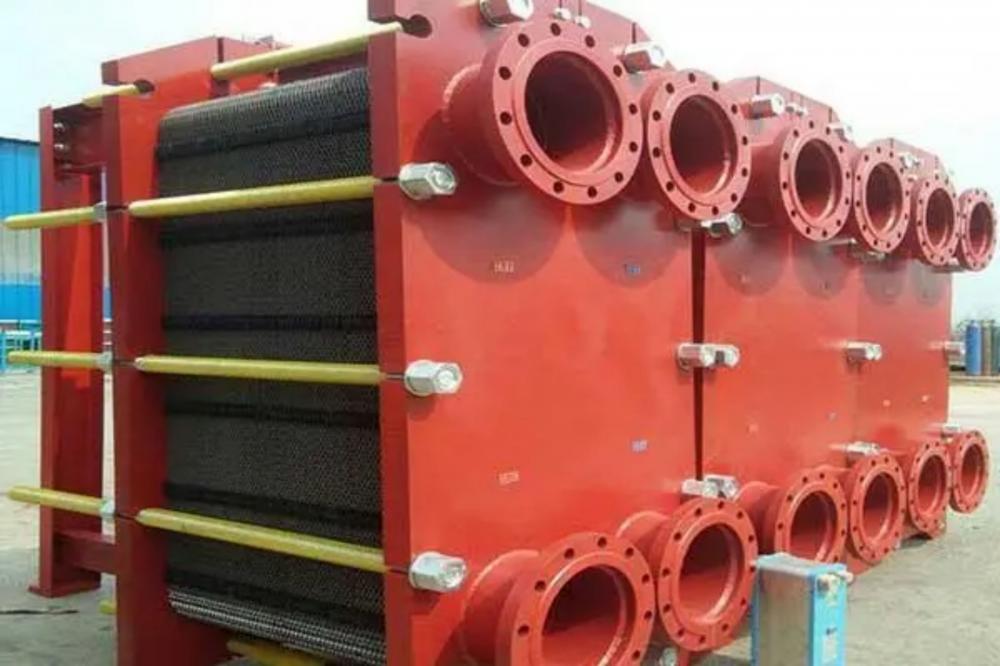 Trocador de calor de placas em sistemas de bomba de calor