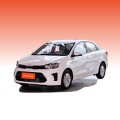 5 -местный маленький бензиновый автомобиль Kia Pegas