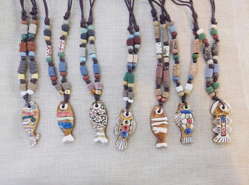 PT2229 Handknotted Leather Cord Volcanite Beaded Fashion Colorful Ceramic Fish Pendant Necklace