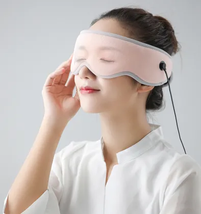 Graphene heating film heating eye mask