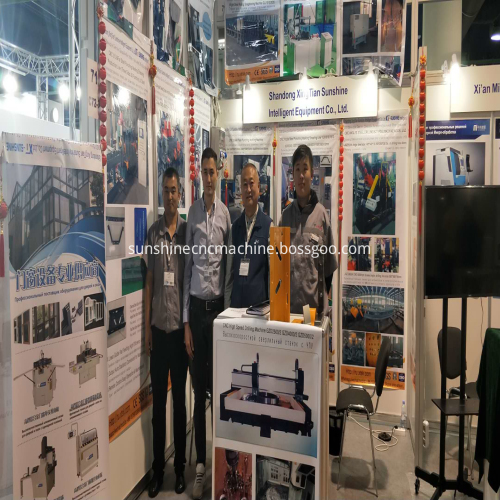 Lathe exhibition in Moscow Lathe exhibition in Moscow