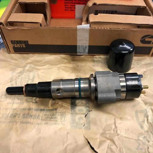 Cummins ISL8.3 diesel fuel injector 2872331 with Connectors