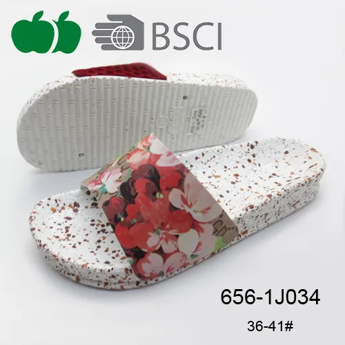 Women  Flat Comfortable Beautiful Latest Design Slippers