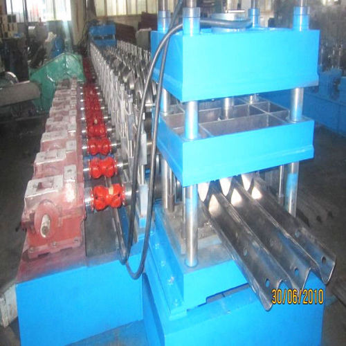 Cr15 Bearing Steel Three Waves Guardrail Roll Forming Machine Fencing , Lighting , Mining