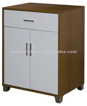 2-doors wood cabinet