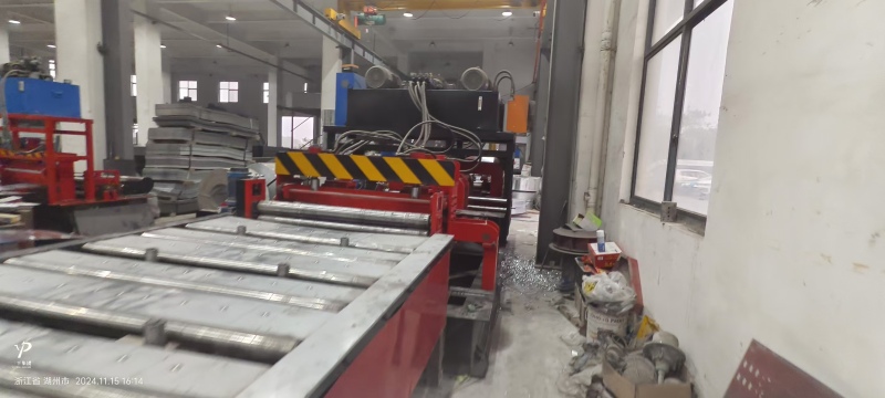 Bridge forming machine