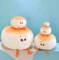 Boneka makanan roti kukus kecil yang lucu