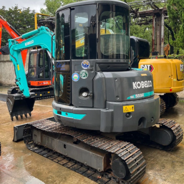 Używane koparki Kobelco SK55SR na sprzedaż w Chinach: kompaktowe i odpowiednie do użytku domowego