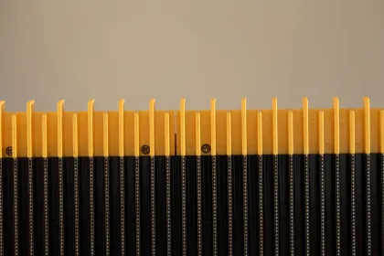 Escalator Spare Parts For Thyssenkrupp Escalator , 100cm Step Demarcations