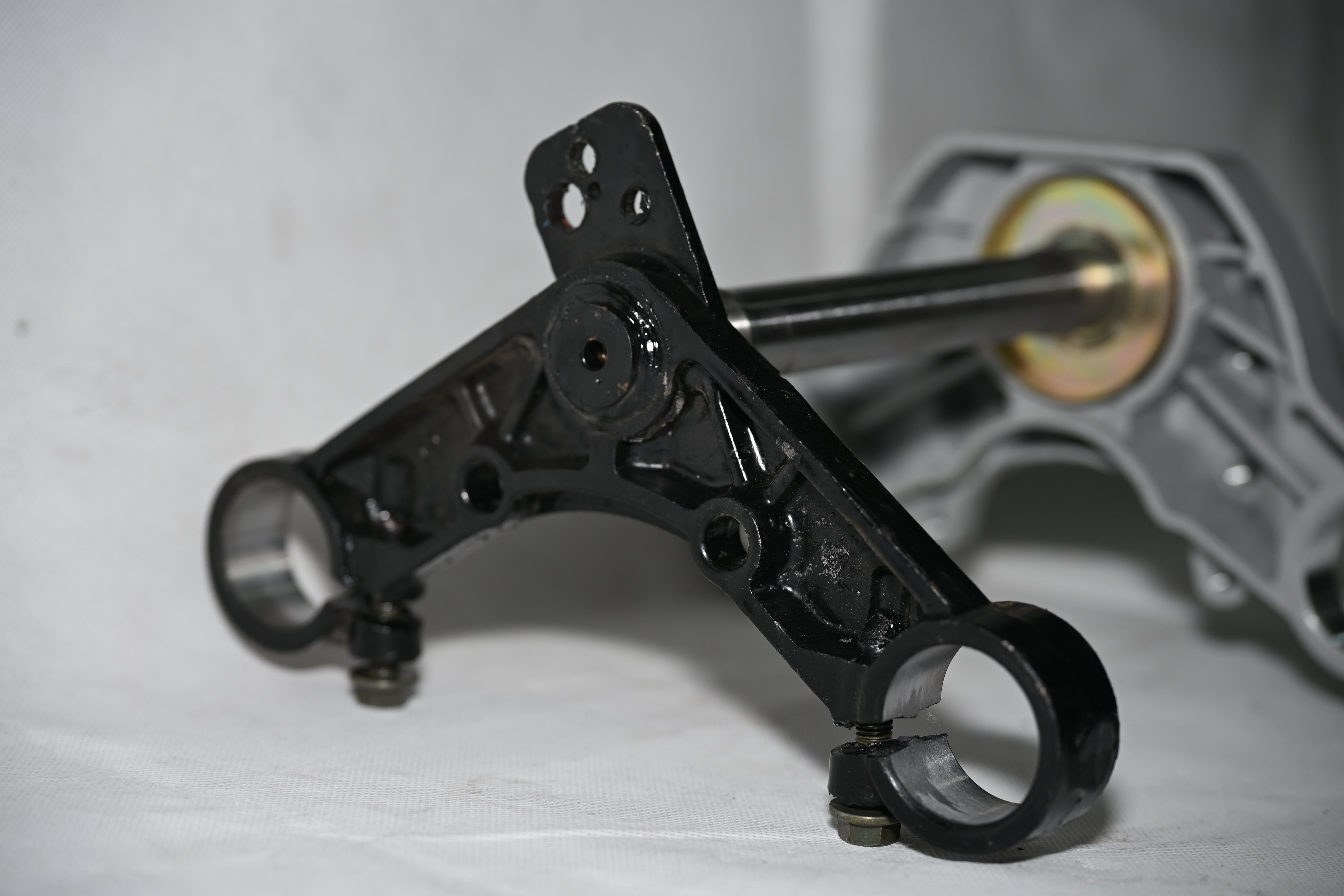 Tricycle front fork clamp