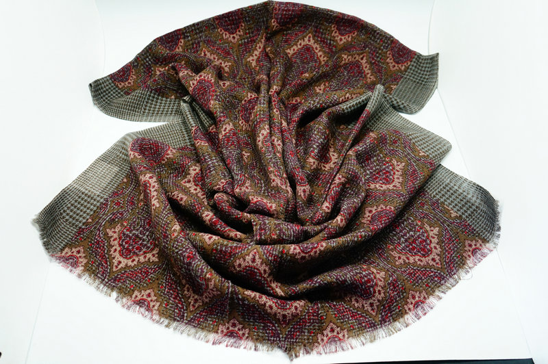 Printed Wool Scarf Yf 2013 764 5004