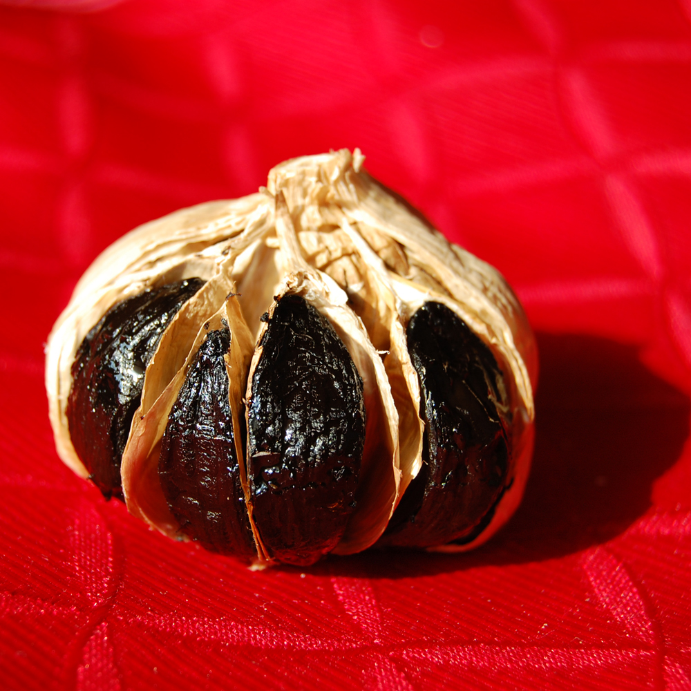 Whole Black Garlic 117