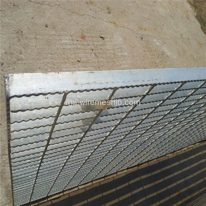 dip galvanized steel grating tangga tenggelam