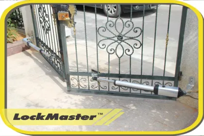 Electric Autogate Kit Dual Arm Solar Swing Gate Operator