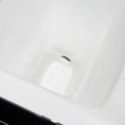 Black One-Piece Ceramic Bathroom Toilet with White P-trap/S-trap