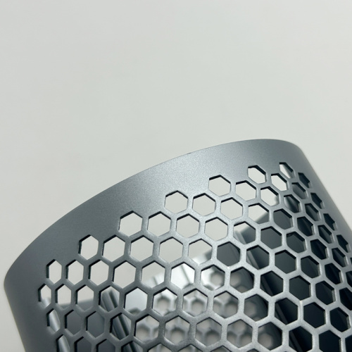 Caixa de alumínio para equipamento de áudio