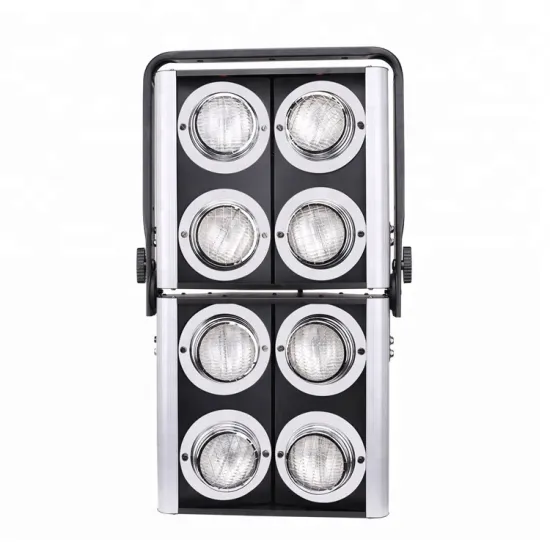 Professional 8 Eyes 650W x 8 Par 36 Lamp Stage Blinder Light for Traditional Theater Lighting Equipment