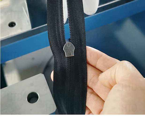 zipper slider mountingmachine bg d5-2