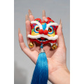 Yi İşlemeli Aslan Dansı Charm'ı