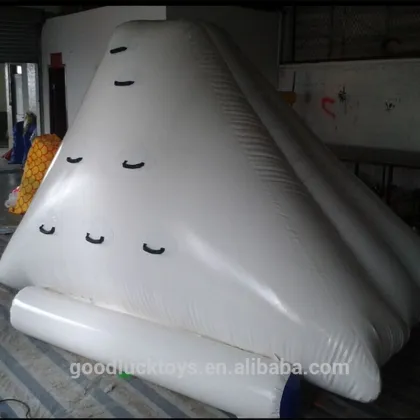 inflatable floating iceberg climbing wall / inflatable floating iceberg island / floating inflatable climb iceberg
