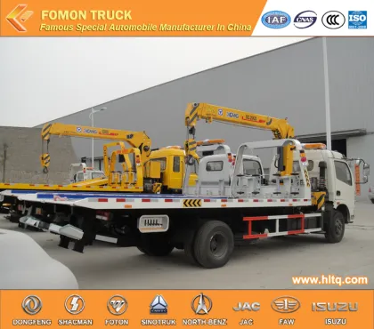 DONGFENG 4X2 wrecker truck with mounted crane