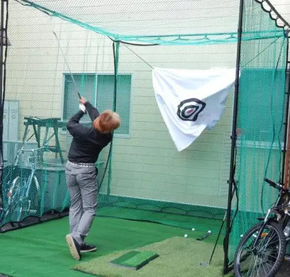 Portable golf practice equipment golf net