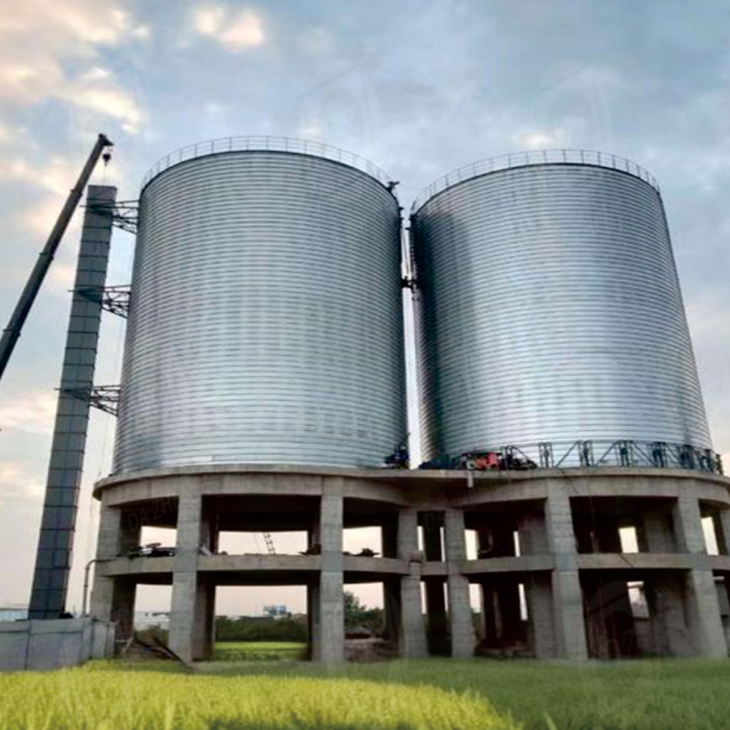 Steel silo for sludge drying and reduction