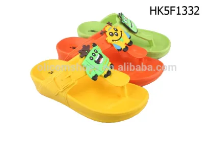 Jinjiang factory Summer cheap kids cartoon slippers with cartoon RB patch