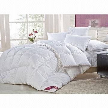 4 Season Comfortable Down Comforter