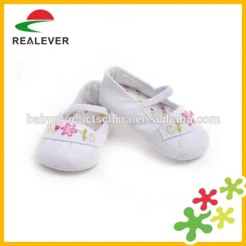 100% cotton soft touch infant shoes with Embroidery mary jane shoes