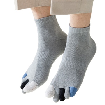 Xiangyi New Arrival Breathable Split Toe Cotton Crew Ankle Socks with Custom Logo