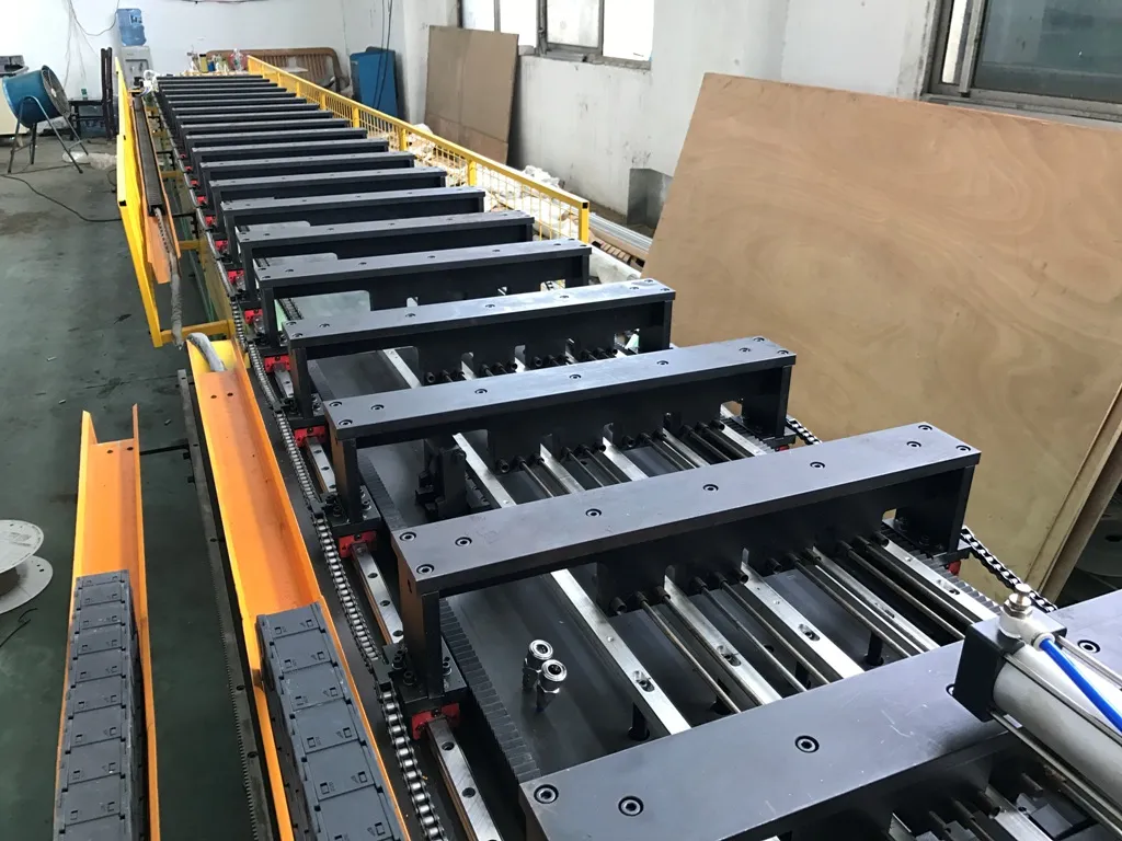 Evaporator Aluminum Coil Fin Inserting Tube Expanding Equipment with Four Stations