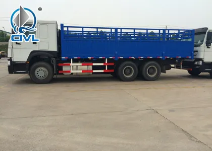 CVZZ1257S4341W 6X4 30T HYVA Front Lift Cargo Truck