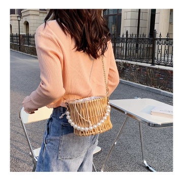 2021 pearl handle metal chain strap straw bag