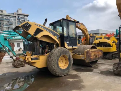 Used Caterpillar Vibration Roller CS683 CS583 for Sale