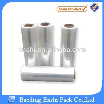 2015 Pallet Hand Using Stretch Wrapping Foil